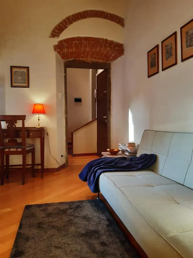 The Flora And Florian Apartments - The Feeling Of Touching The Duomo Firenze 0*,  Italia