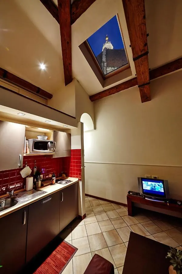 The Flora And Florian Apartments - The Feeling Of Touching The Duomo Florence Italie