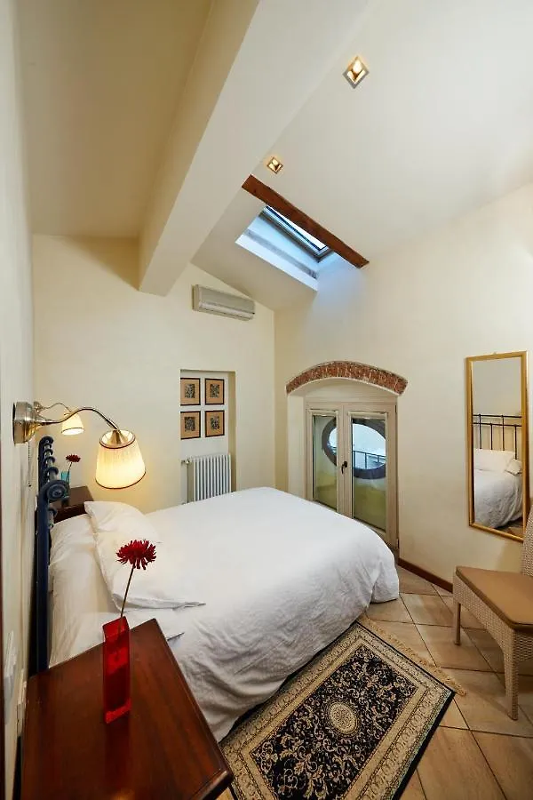 The Flora And Florian Apartments - The Feeling Of Touching The Duomo Florence