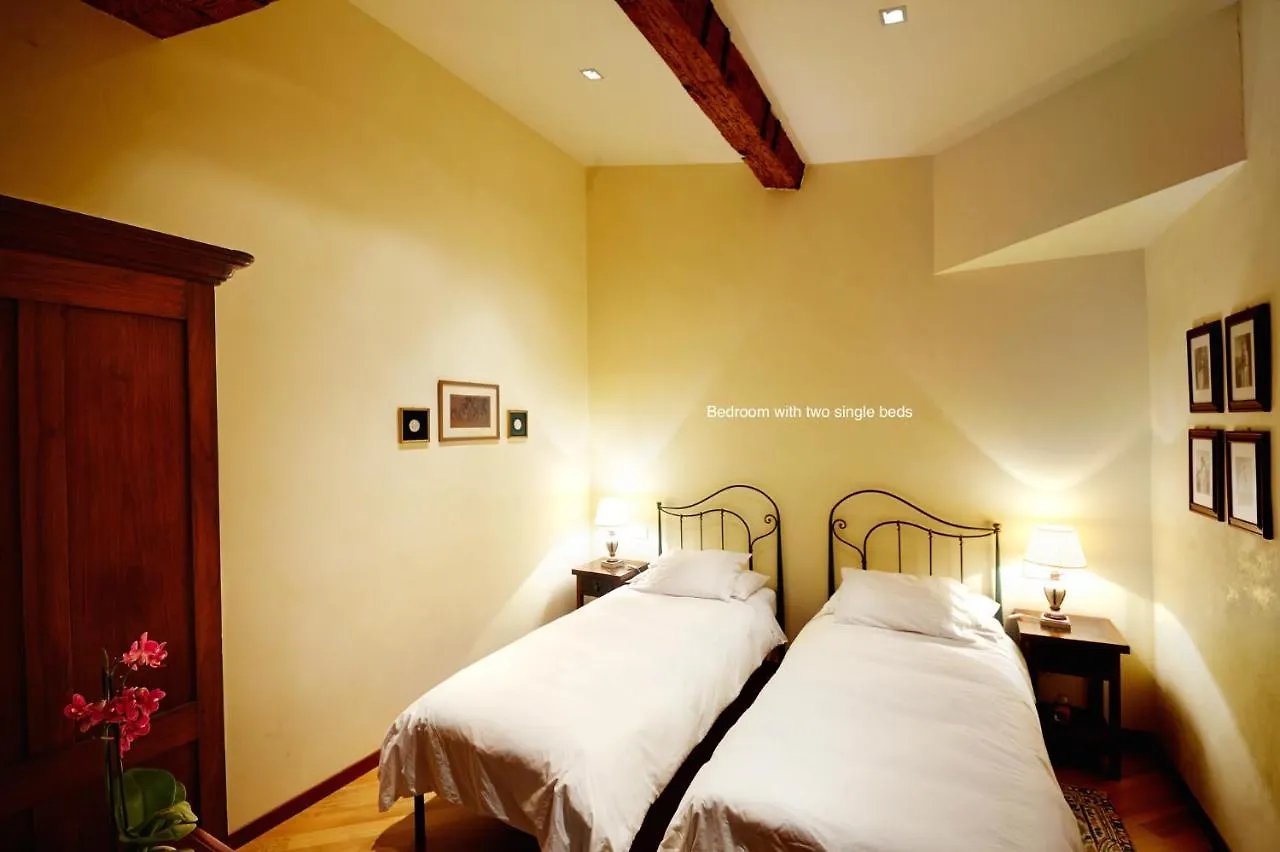 The Flora And Florian Apartments - The Feeling Of Touching The Duomo Florence